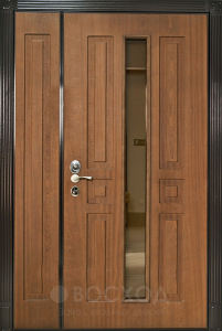 Фото стальная дверь Дверь со вставкой №25 с отделкой Массив дуба